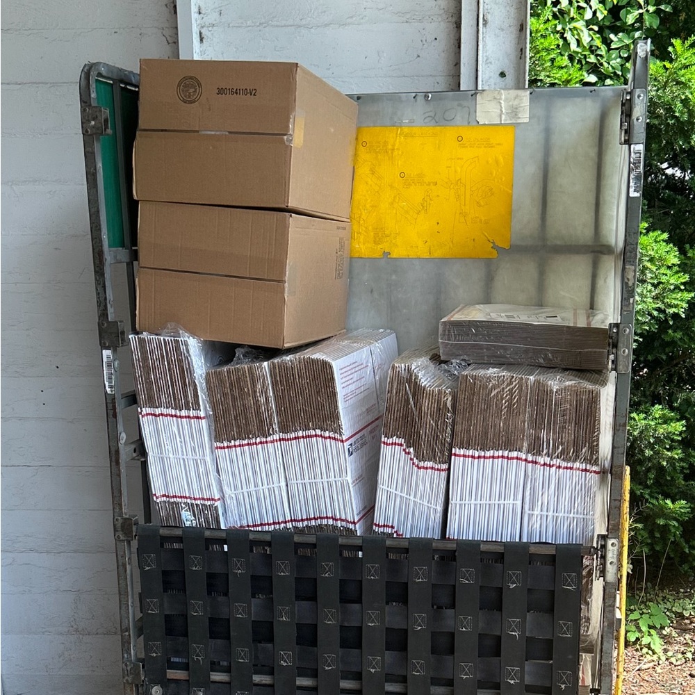 Extra shipping label or box